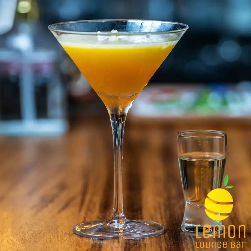 Homemade: Vanilla vodka, Cointreau, cava, passion fruit juice, citrus syrup, lime juice
