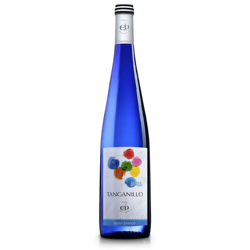 A traditional Canarian sweet and aromatic white wine. To make this wine, the ripest grapes from vineyards located in lowlands or in plots of medium altitude are used. A trace of natural grape sugar is maintained in the wine to achieve its fruity character.
